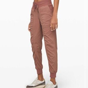 Lululemon Dance Studio Jogger 29" Inseam Spanish Oak Size 2